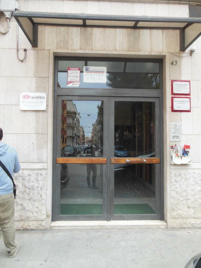 La Casa Degli Artisti Appartement Trani Buitenkant foto