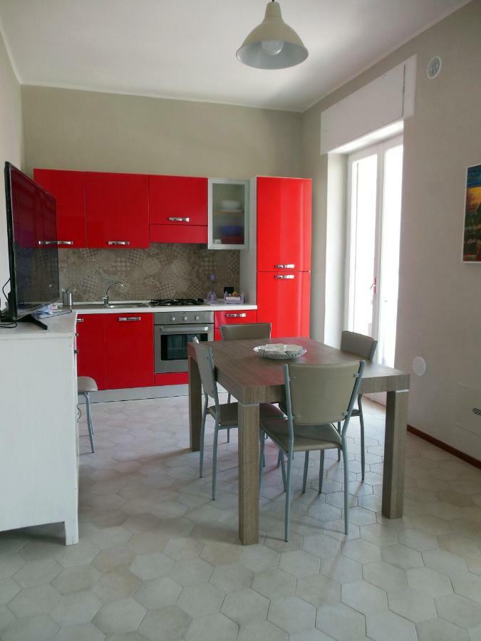 La Casa Degli Artisti Appartement Trani Buitenkant foto
